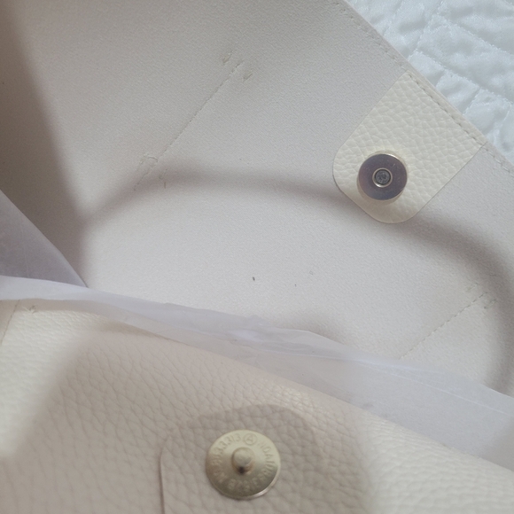 ULTA Cream Faux Leather Tote Bag NWT - Picture 3 of 3